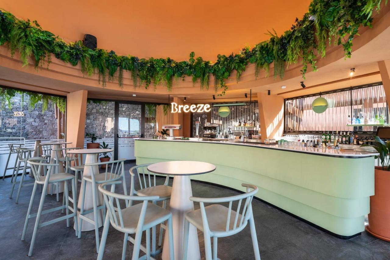 Barcelo Tenerife Golf Del Sur Exterior photo Breeze Bar